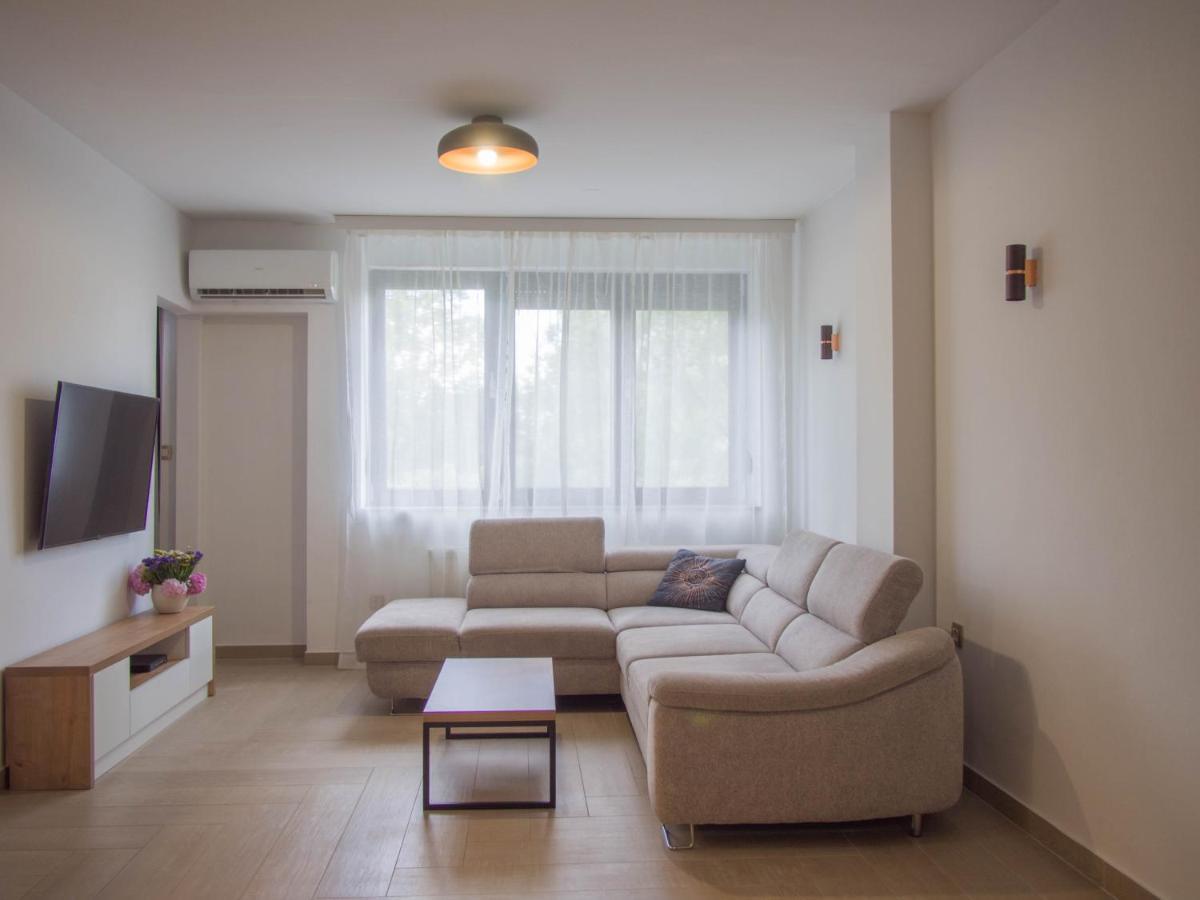 Apartman Adeari Zagreb Bagian luar foto