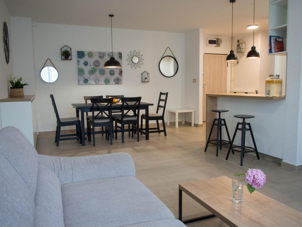 Apartman Adeari Zagreb Bagian luar foto